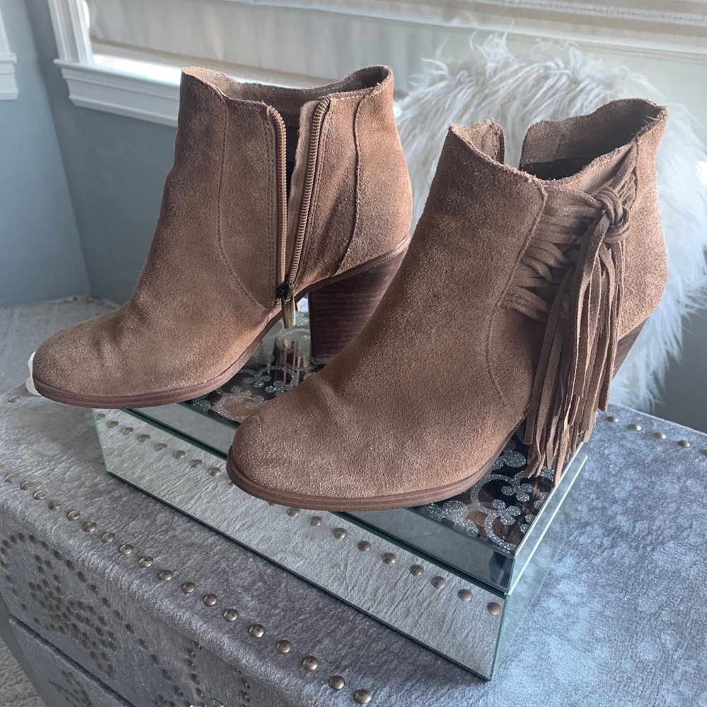 Vince Camuto Bootie